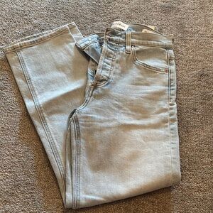 Aritzia Denim Forum Arlo Jeans, Light Destroyed Wash, 25